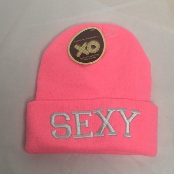 “ SEXY” Bernie Hat in bubble gum pink - Picture 1 of 5